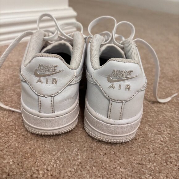 Nike Kids Grade School Air Force 1 Shoes - Picture 2 of 8